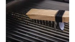 Broil King Deep Bristle Grill Brush - 65229 -Napoleon || Broil King || Big Green Egg Sales BK 65229 lifestyle 03 1000x563 1