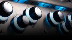 Broil King Regal 470 Built In Grill Head - Free Cover -Napoleon || Broil King || Big Green Egg Sales regal s 690 pro ir 997943 no text7 2083x1173 1000x563 1